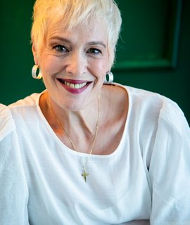 Foto de {{ member.name }}